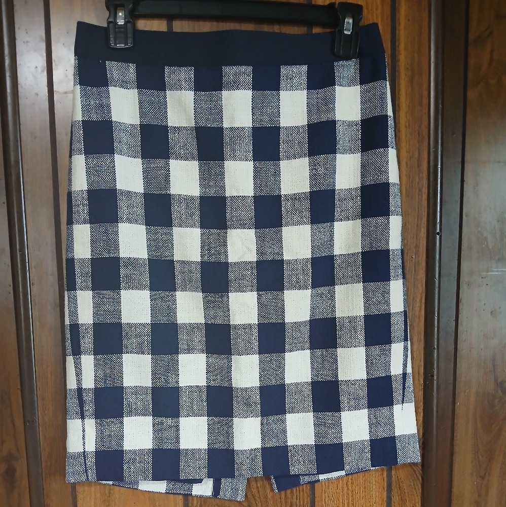 J. Crew Blue and White Pencil Skirt Casual Size 00